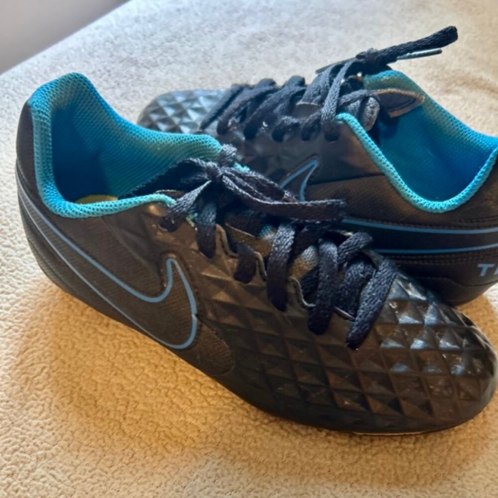 Nike Tiempo Soccer Cleats 1.5Y